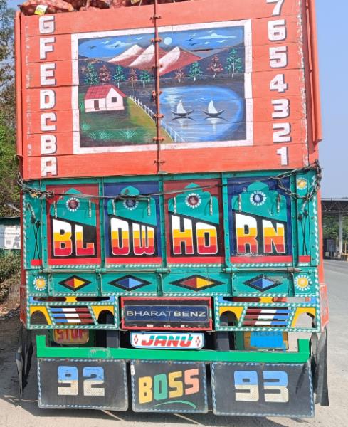 BharatBenz 3123 image 3